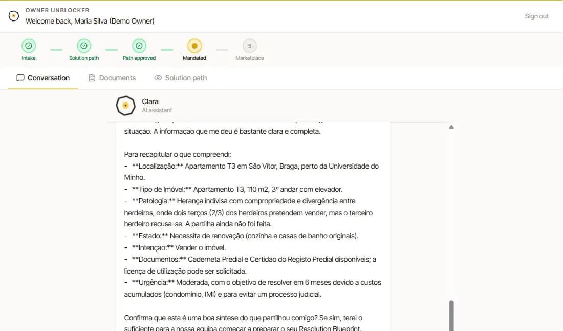 Owner portal showing Clara summarising an inherited T3 apartment case in Portuguese