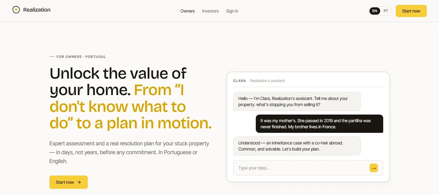realization.pt owner landing page with a chat panel where Clara asks what is stopping the sale